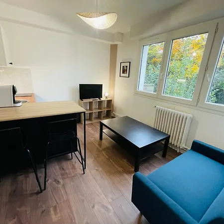 アパート Wolk, Joli Appt